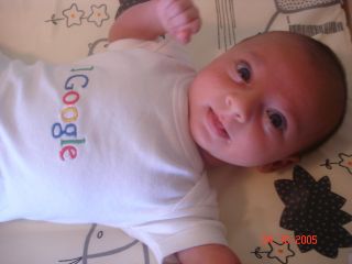 Oliver Google Kai, premier bébé motorisé du Web